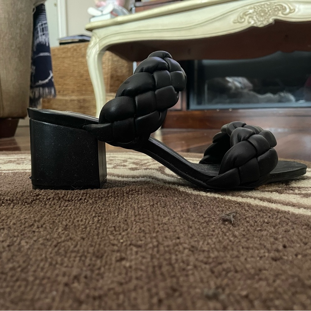 STEVE MADDEN HEELS